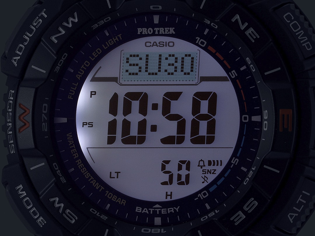 Super Illuminator (high-brightness full-auto LED backlight) for maintaining watch readability in the dark